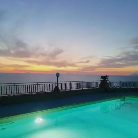 Oda ve Kahvaltı B&B Villa Skino *